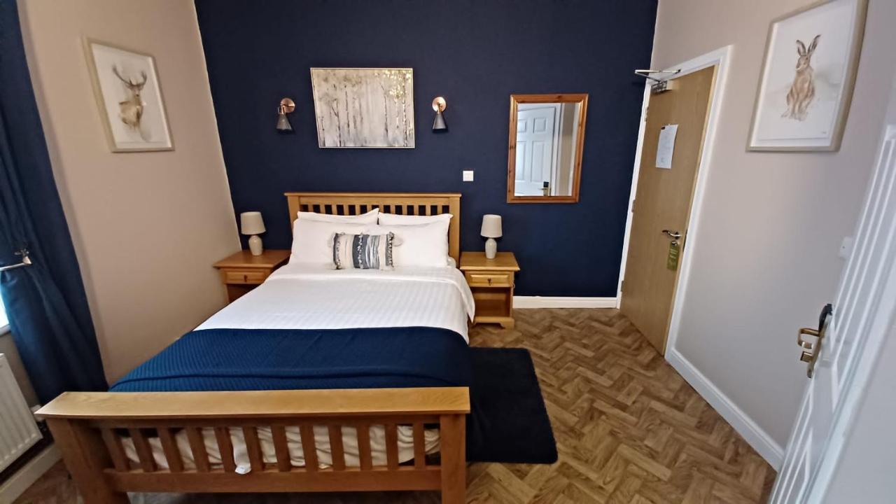 The Renishaw Rooms Kültér fotó