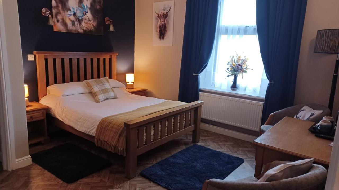 The Renishaw Rooms Kültér fotó